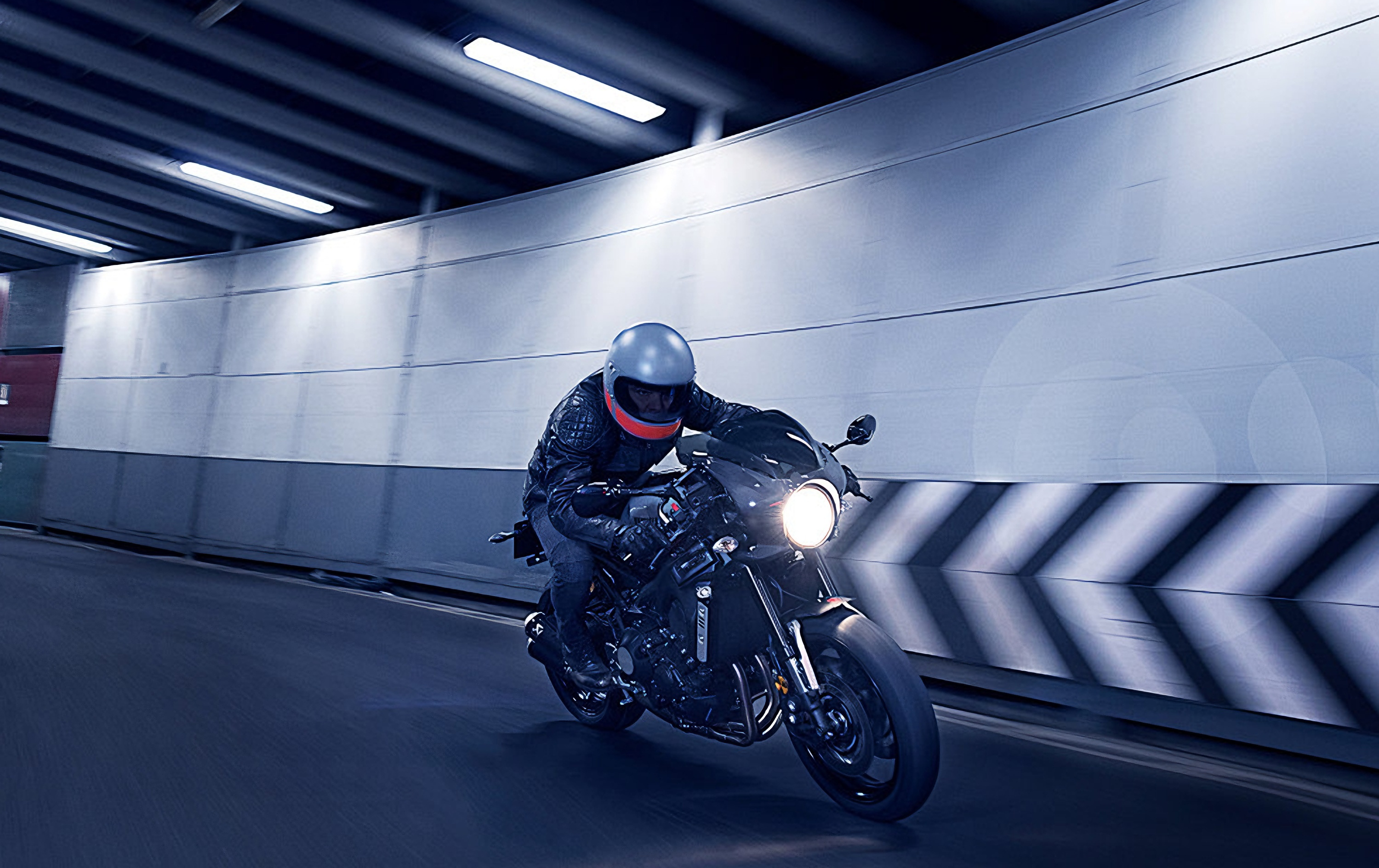 ASMAX headset illumination and performance during high speed tunnel riding at night